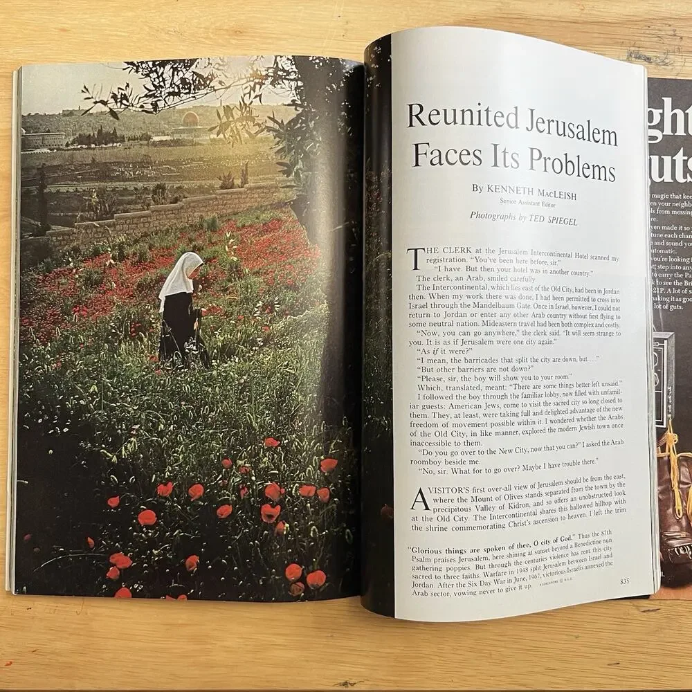 National Geographic December 1968 Magazine Mekong Japan Jerusalem Williamsburg